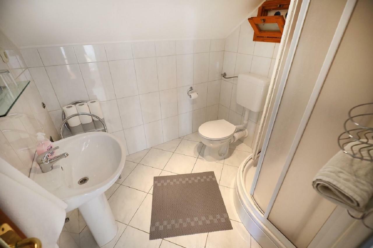 Studio Apartments Pavin ザダル エクステリア 写真