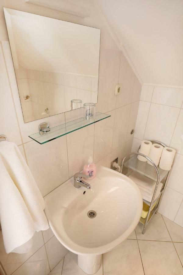 Studio Apartments Pavin ザダル エクステリア 写真