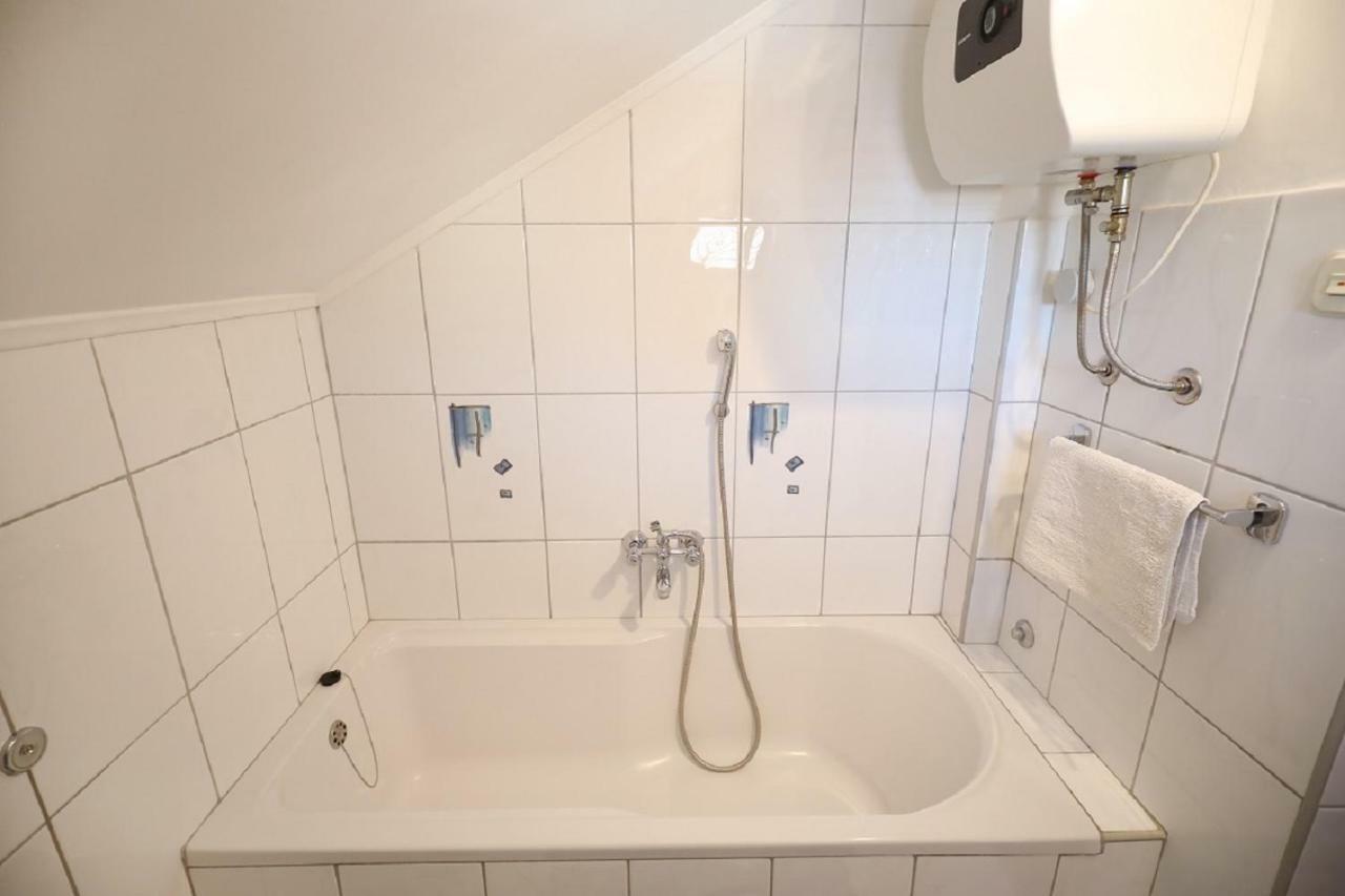 Studio Apartments Pavin ザダル エクステリア 写真